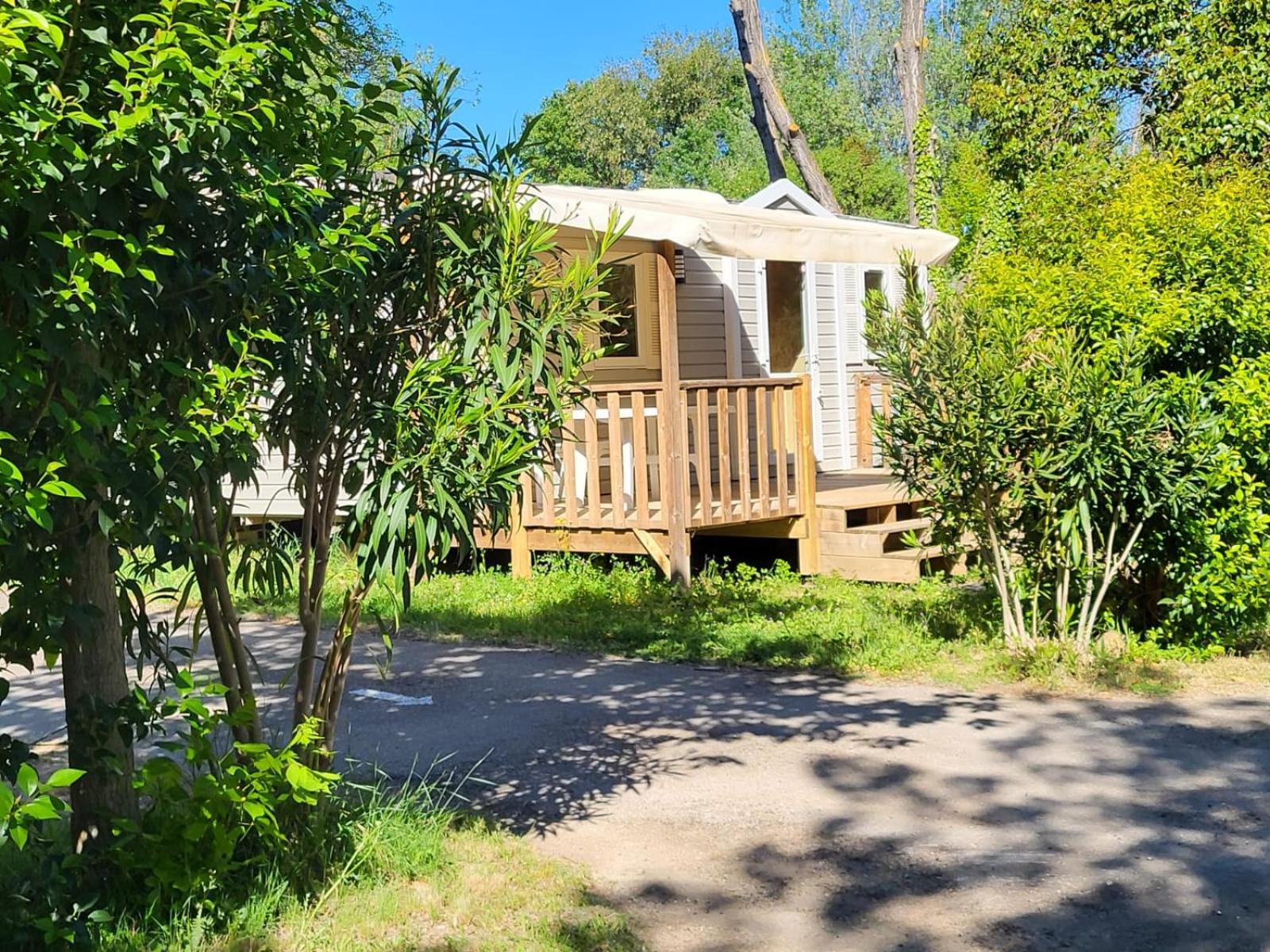 Camping Le Val De Cesse Mirepeisset Eksteriør billede