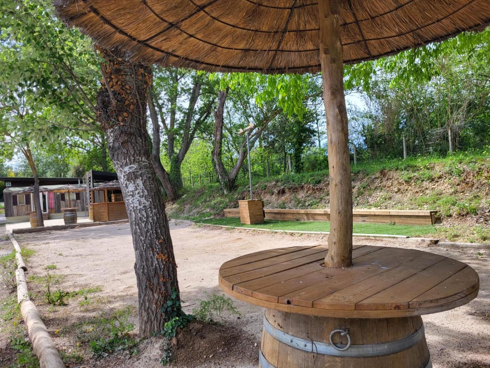 Camping Le Val De Cesse Mirepeisset Eksteriør billede